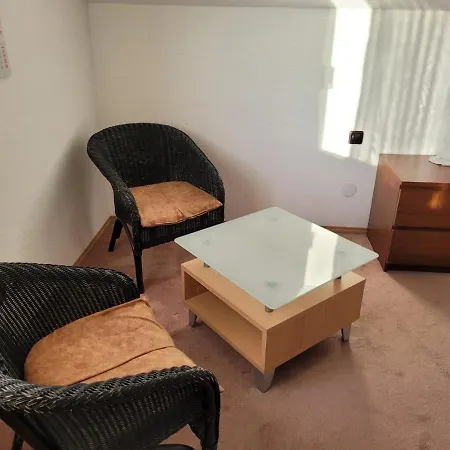 Monteur- Und Gastezimmer Am Rhein *